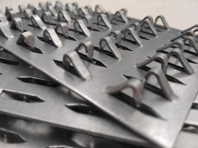 Connecteur en bois à plaque dentée pour systèmes de charpente et de charpente en bois 15